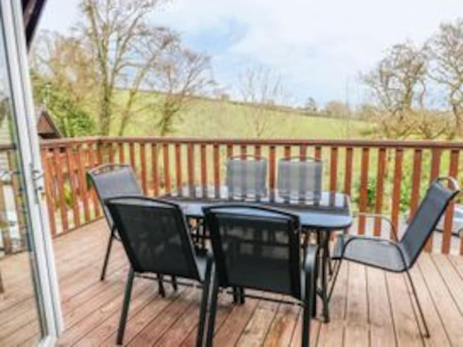 3 Bedroom Lodge With Hot Tub On Lovely Quiet Holiday Park In Cornwall Gunnislake Eksteriør billede
