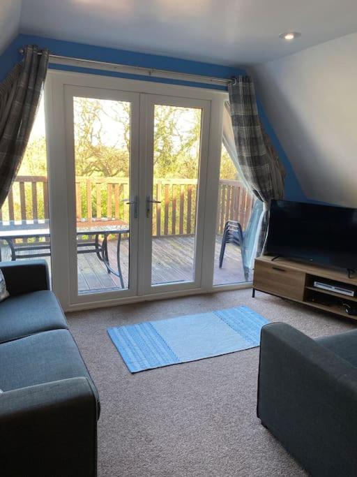 3 Bedroom Lodge With Hot Tub On Lovely Quiet Holiday Park In Cornwall Gunnislake Eksteriør billede