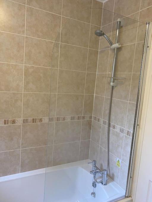 3 Bedroom Lodge With Hot Tub On Lovely Quiet Holiday Park In Cornwall Gunnislake Eksteriør billede