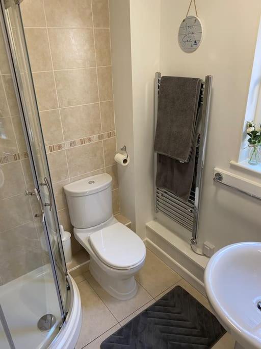 3 Bedroom Lodge With Hot Tub On Lovely Quiet Holiday Park In Cornwall Gunnislake Eksteriør billede