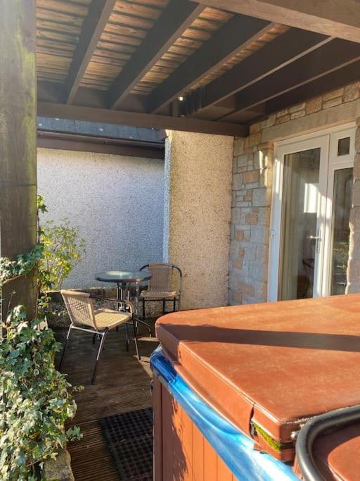 3 Bedroom Lodge With Hot Tub On Lovely Quiet Holiday Park In Cornwall Gunnislake Eksteriør billede